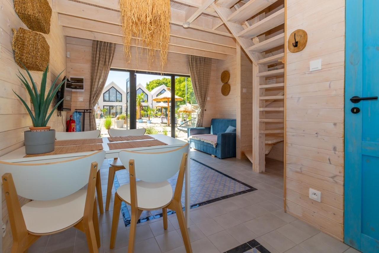 Lulu Holiday Resort Domki Z Podgrzewanym Basenem 미엘노 외부 사진